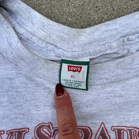 Vintage Levi’s Rare Cowboy Shirt Size XL made in USA | Single stitch Tee - Picture 2 of 3